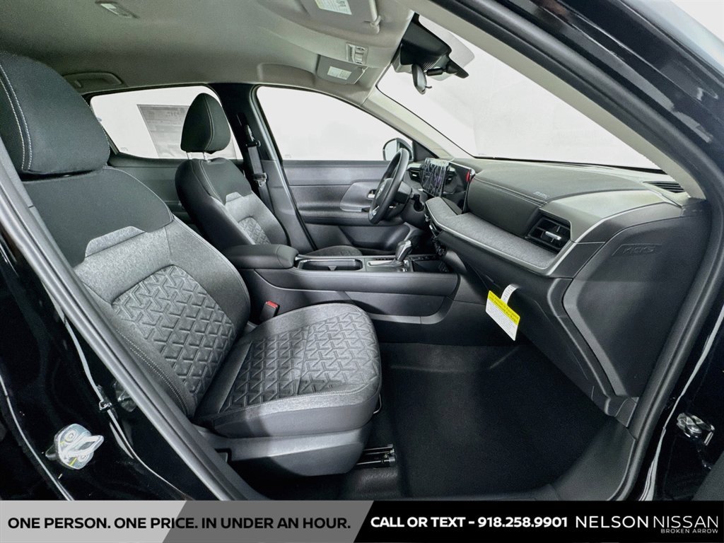 New 2027 Nissan Kicks SV w/ Cold Weather Package FWD image 26