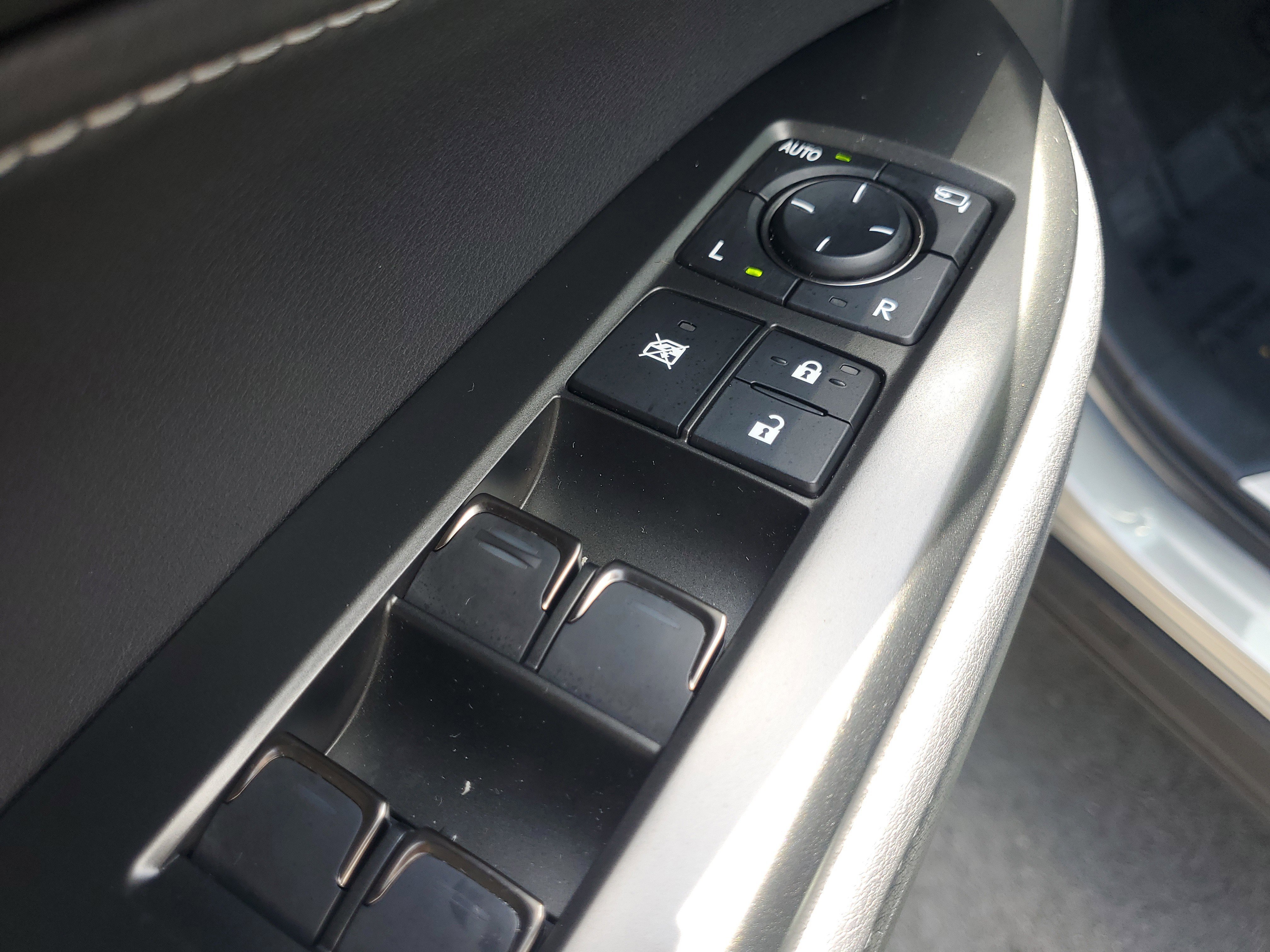 Certified 2025 Lexus NX 350 AWD w/ Cold Area Package image 20