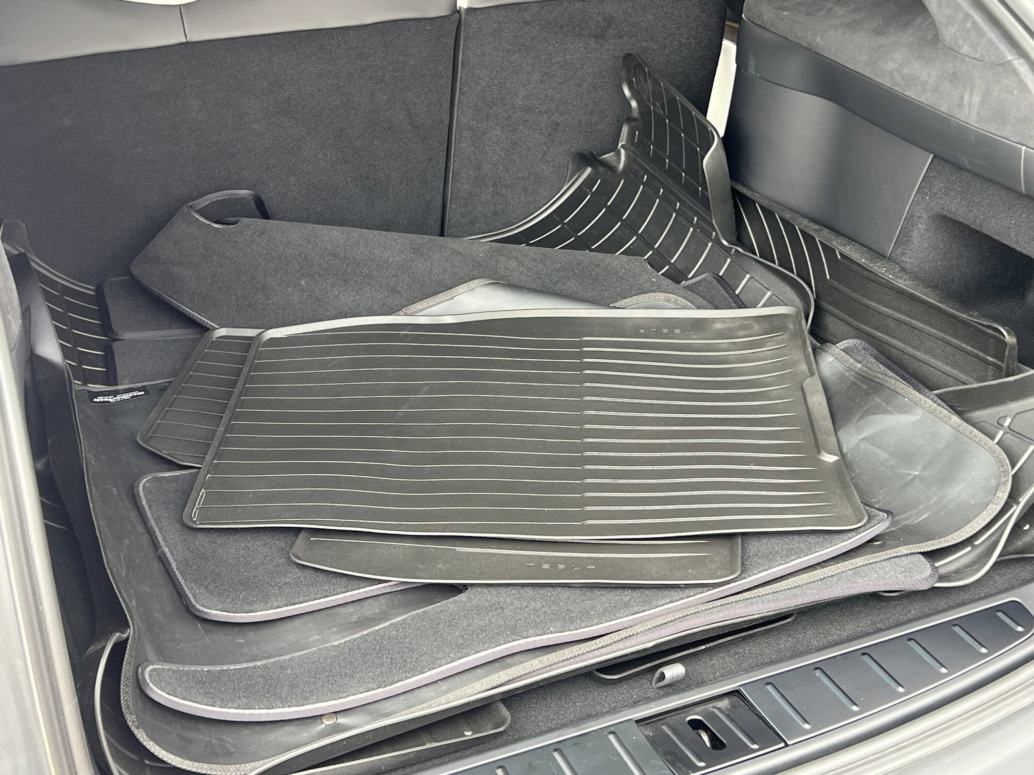 Used 2022 Tesla Model X AWD/4WD image 21