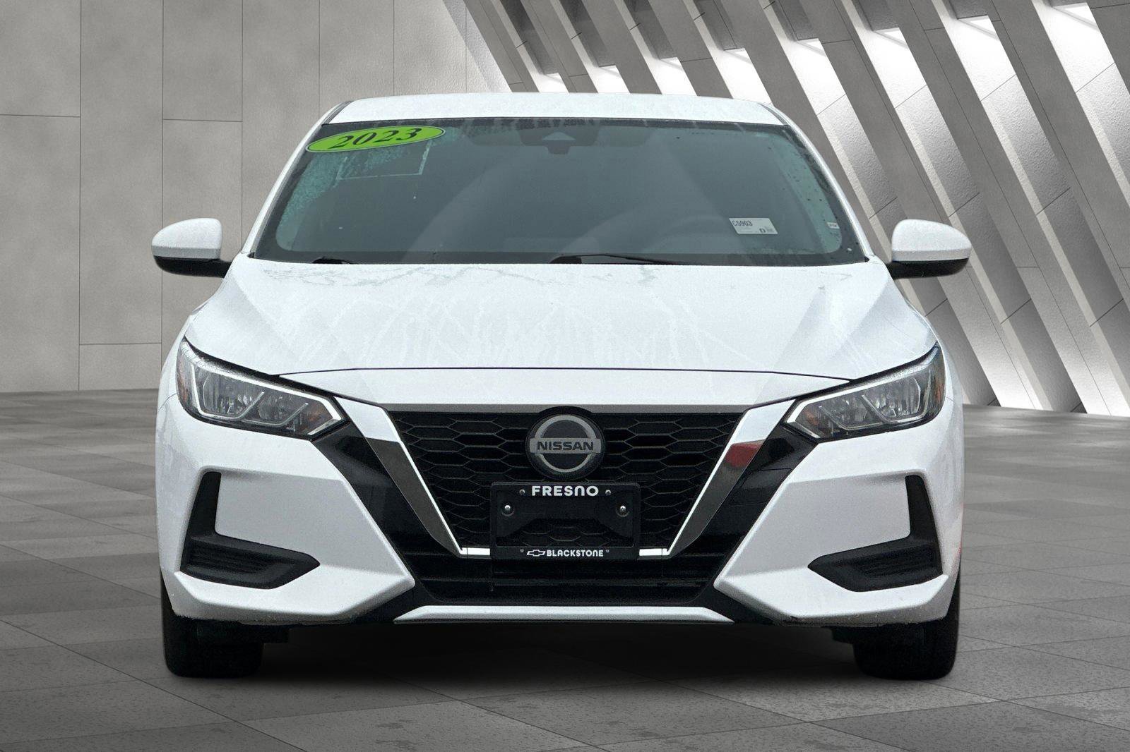 Used 2023 Nissan Sentra SV image 9