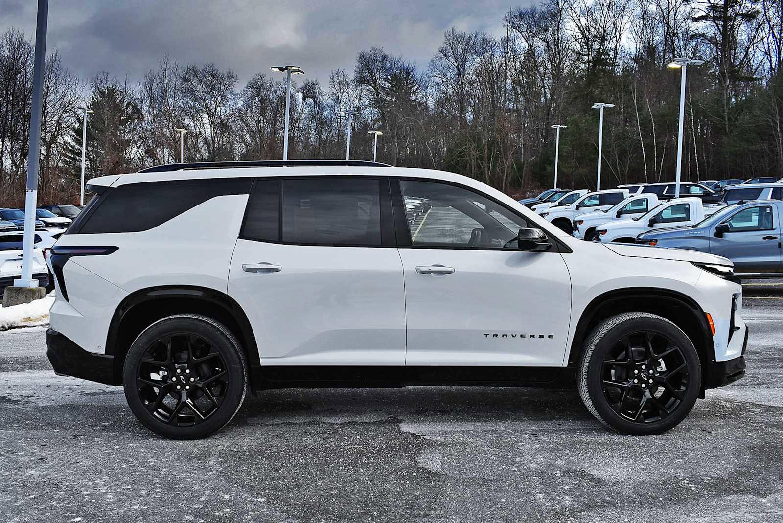 New 2026 Chevrolet Traverse RS image 6