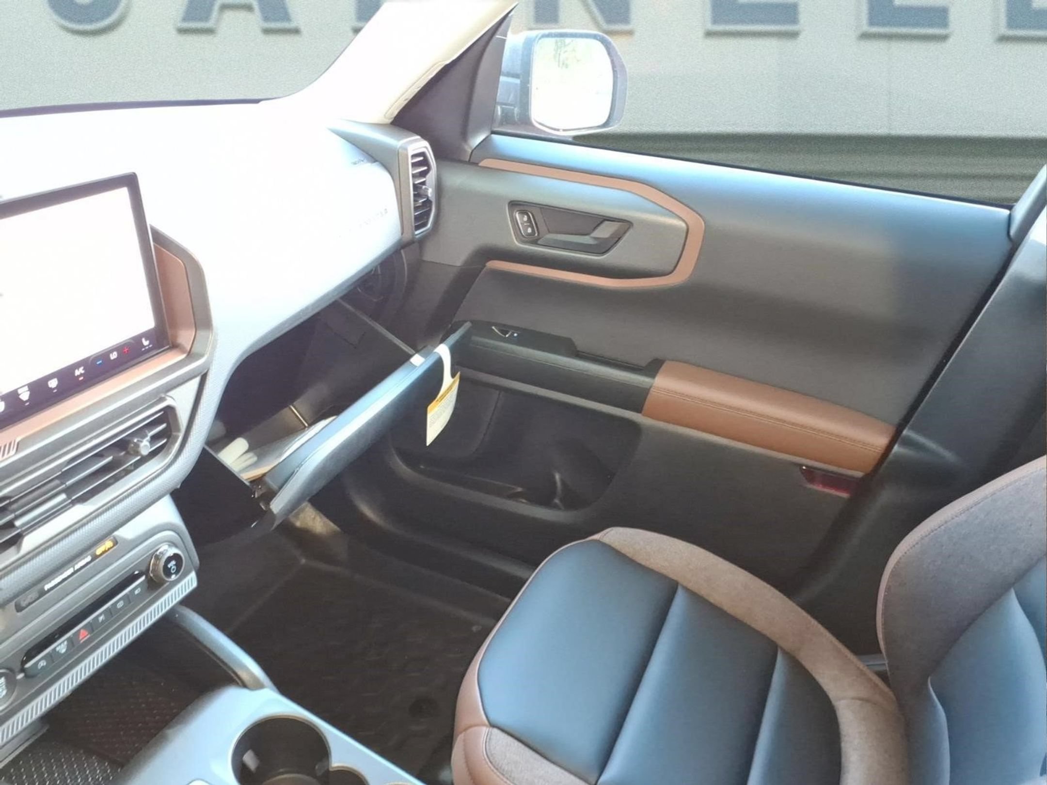 New 2026 Ford Bronco Sport Outer Banks w/ Sasquatch Outer Banks Package AWD/4WD image 17