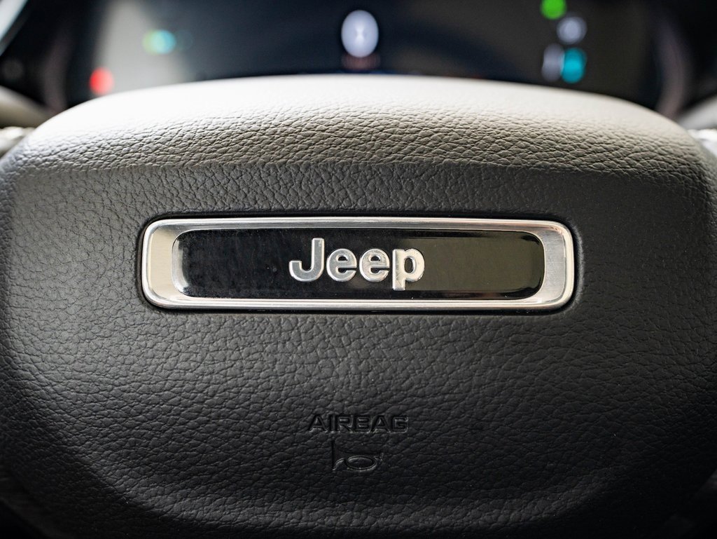 Used 2024 Jeep Grand Cherokee Limited 4xe image 26