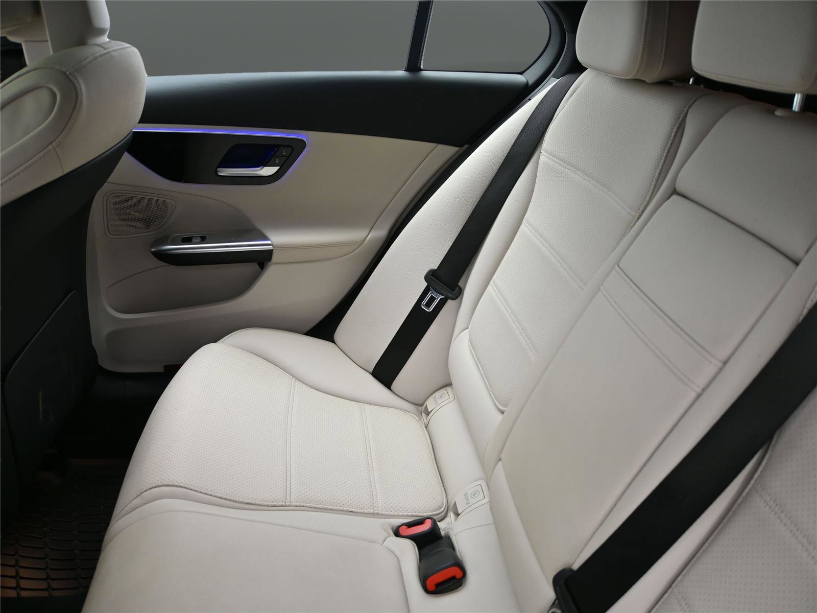 Used 2023 Mercedes-Benz C 300 4MATIC Sedan image 15