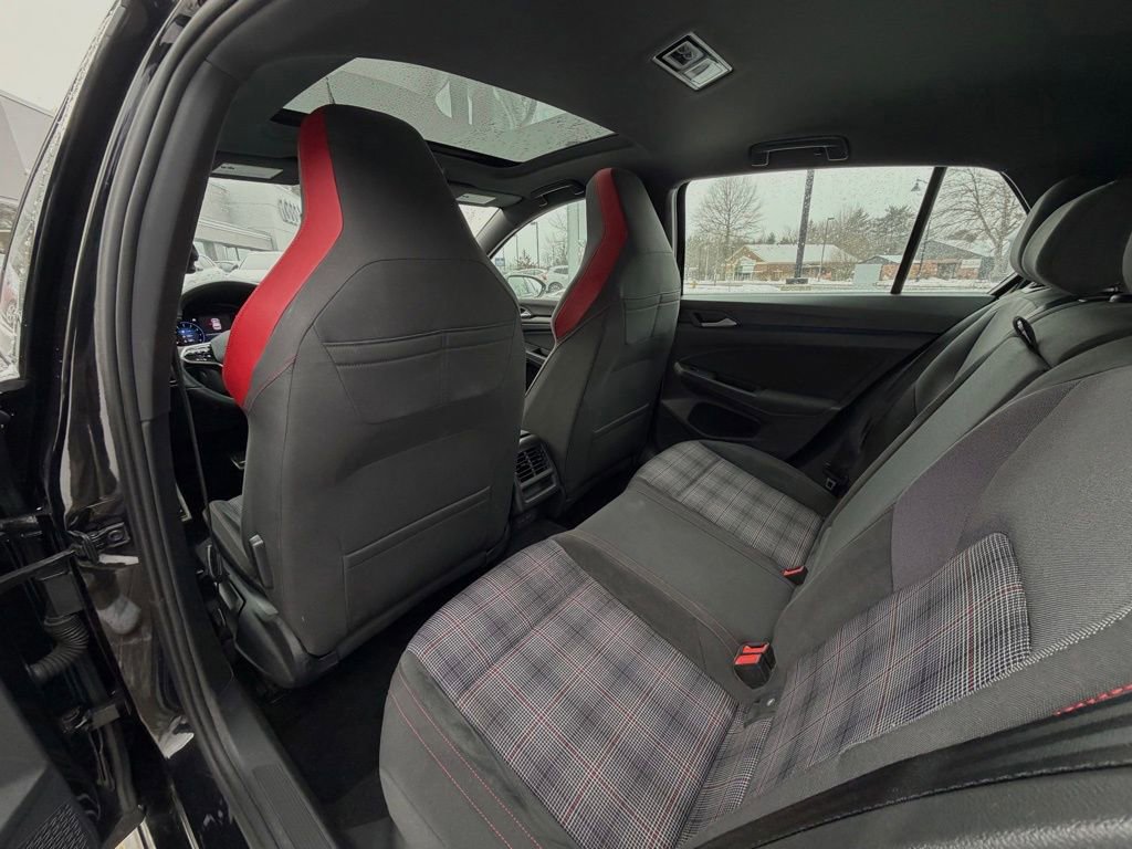 Used 2022 Volkswagen GTI SE image 30