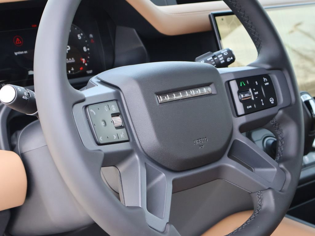 New 2026 Land Rover Defender 110 X-Dynamic SE image 17