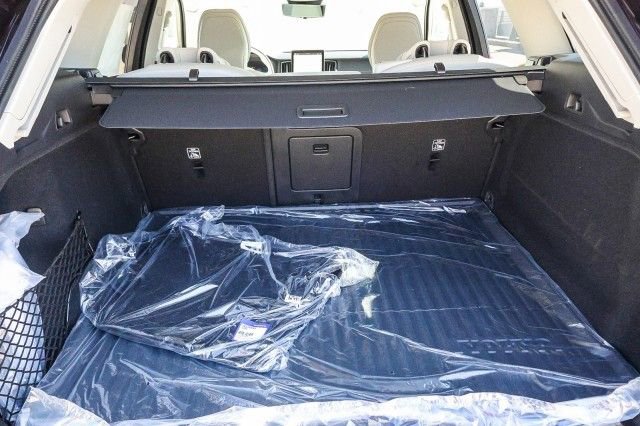 New 2026 Volvo XC60 B5 Ultra w/ Climate Package image 19