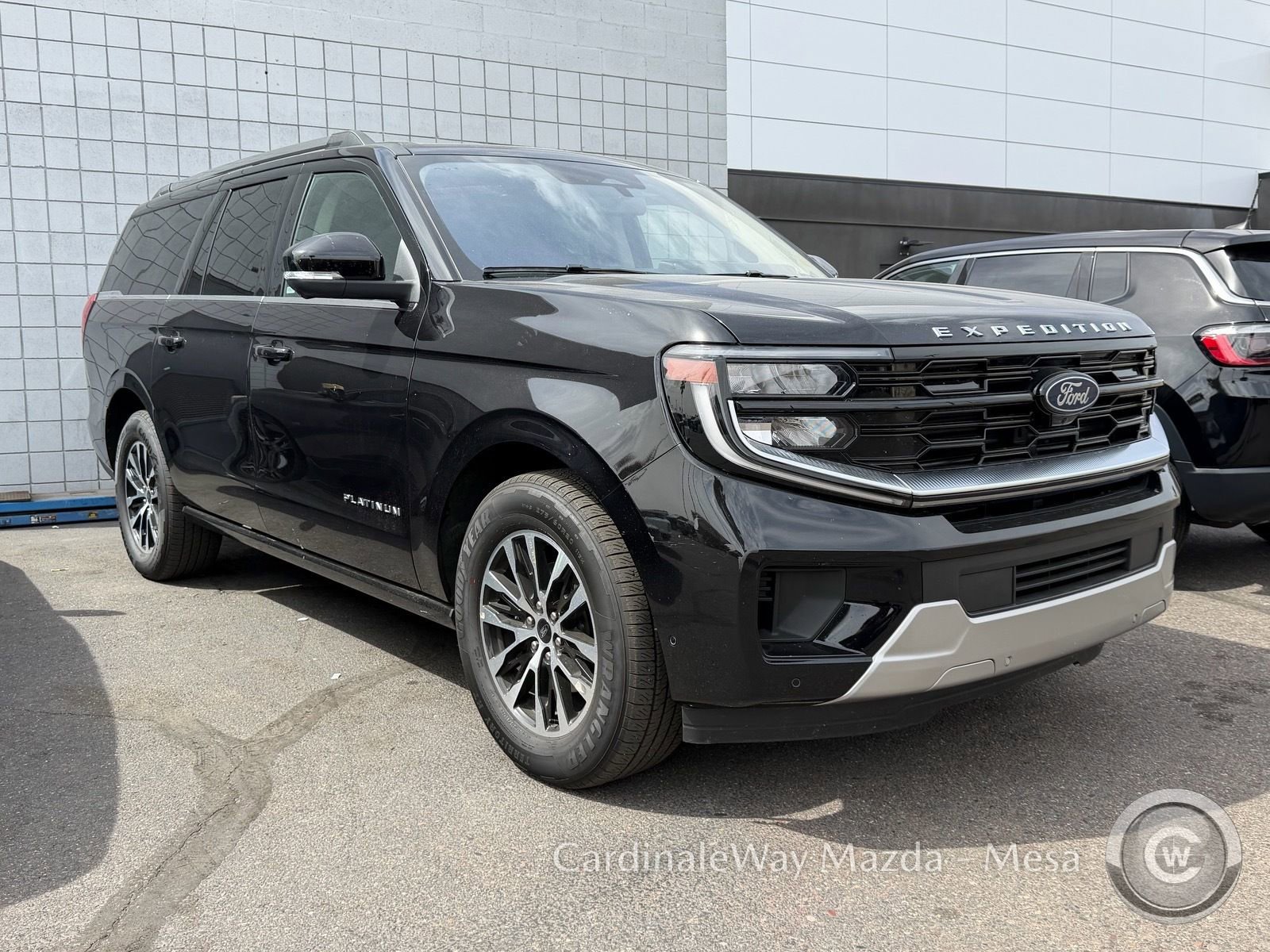 Used 2025 Ford Expedition Max Platinum AWD/4WD image 2