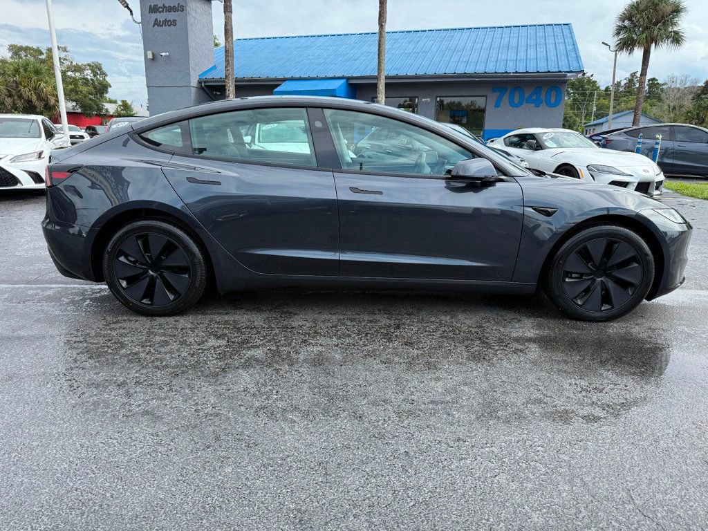 Used 2025 Tesla Model 3 Long Range image 4
