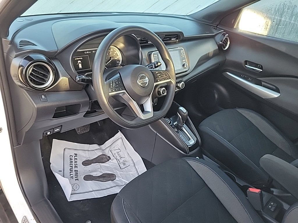 Used 2018 Nissan Kicks SV FWD image 7