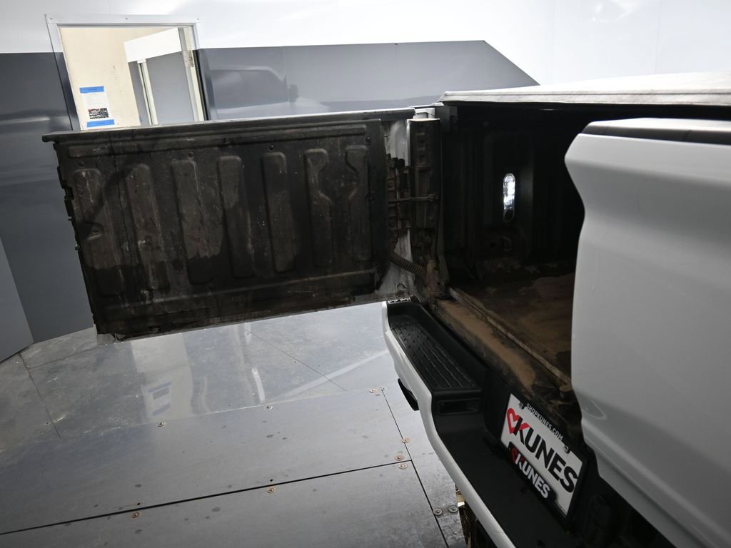 Used 2022 RAM 1500 Limited w/ (RED) Edition image 25