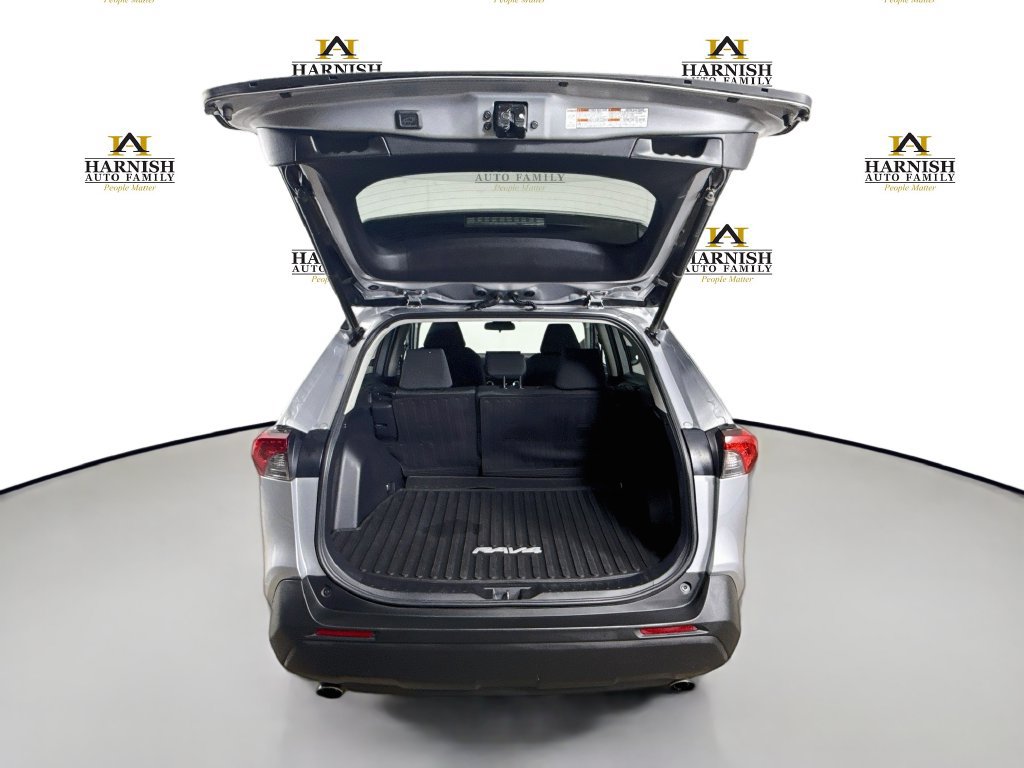 Used 2021 Toyota RAV4 XLE w/ Convenience Package AWD/4WD image 31