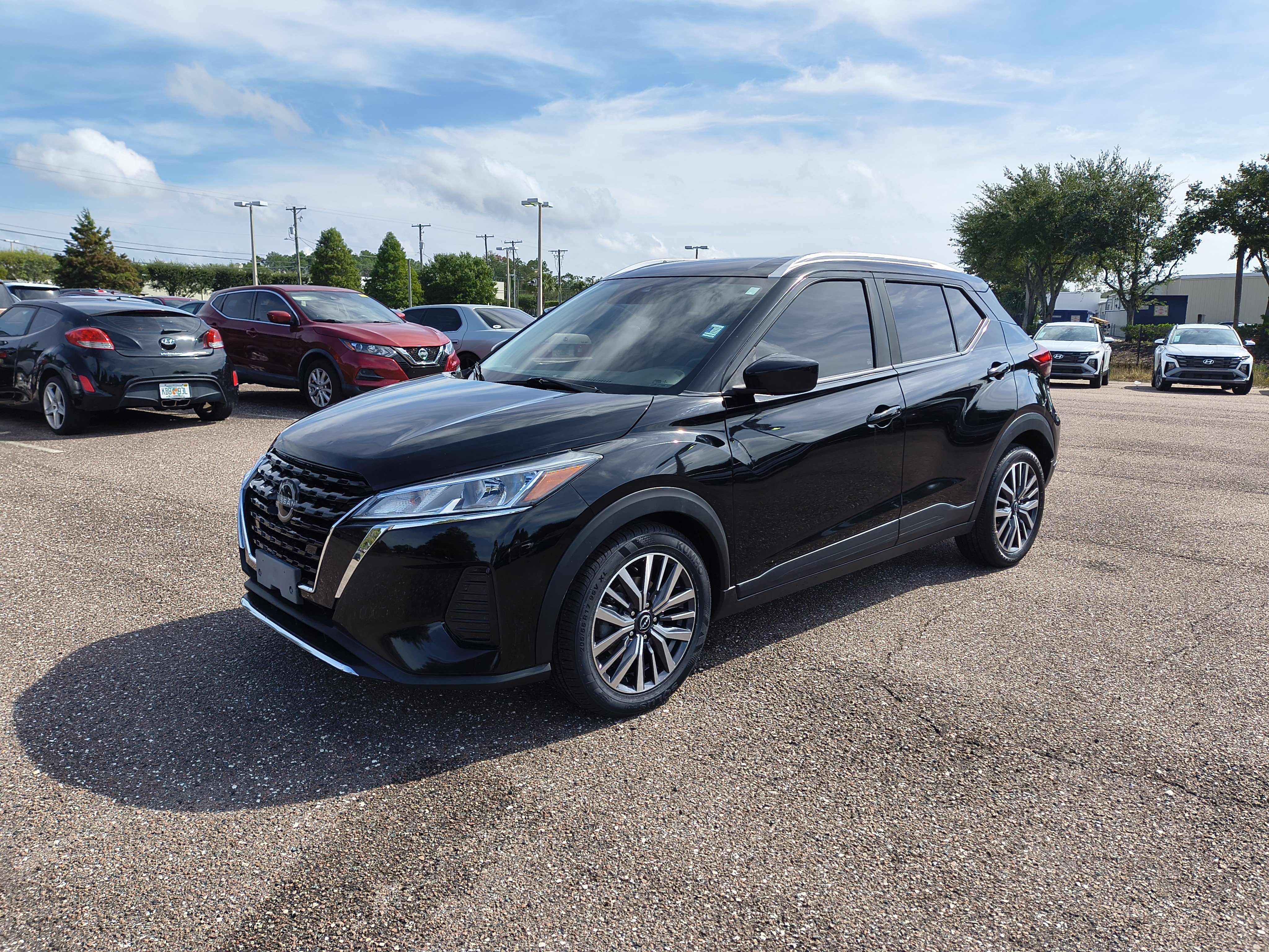 Certified 2023 Nissan Kicks SV