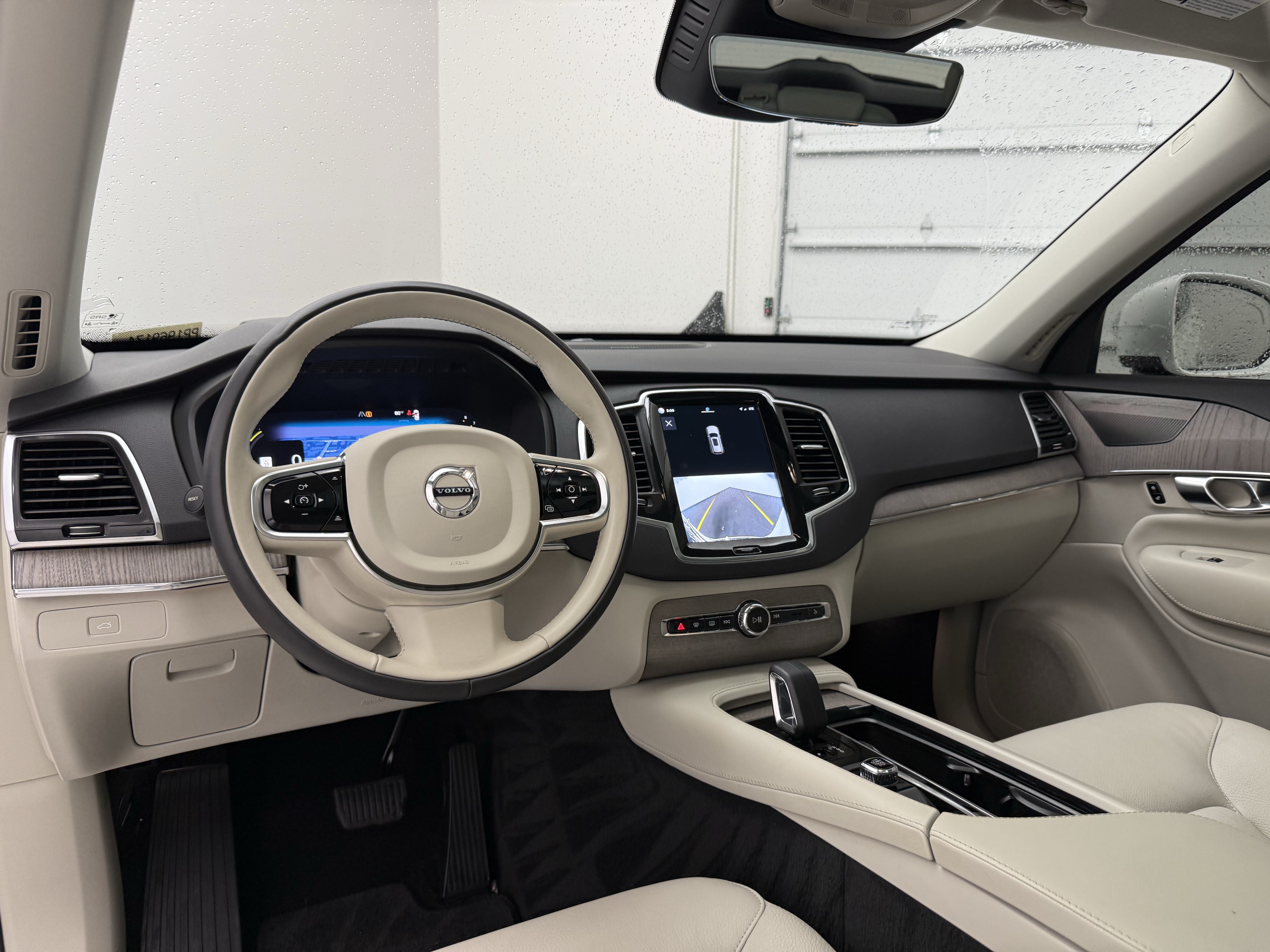 Used 2023 Volvo XC90 B5 Plus w/ Protection Package Premier AWD/4WD image 21