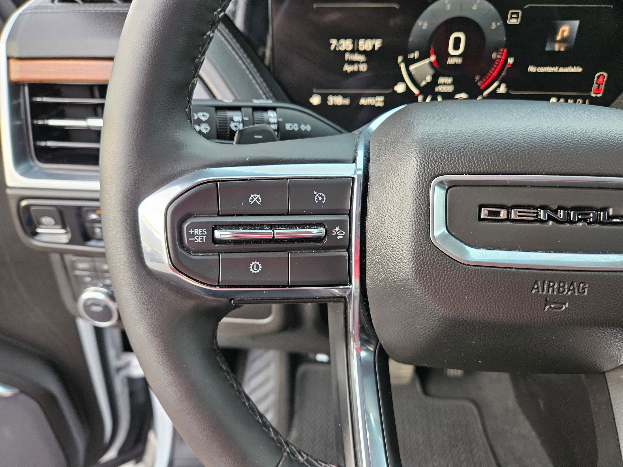 Used 2025 GMC Yukon Denali image 20