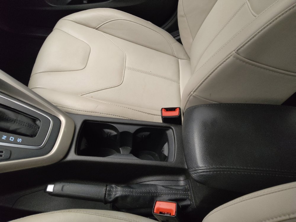 Used 2016 Ford Focus Titanium FWD image 26