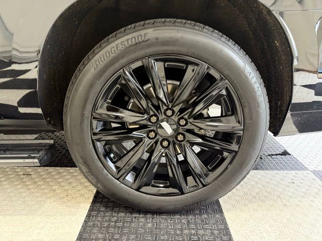Used 2023 Cadillac Escalade ESV Sport Platinum image 14