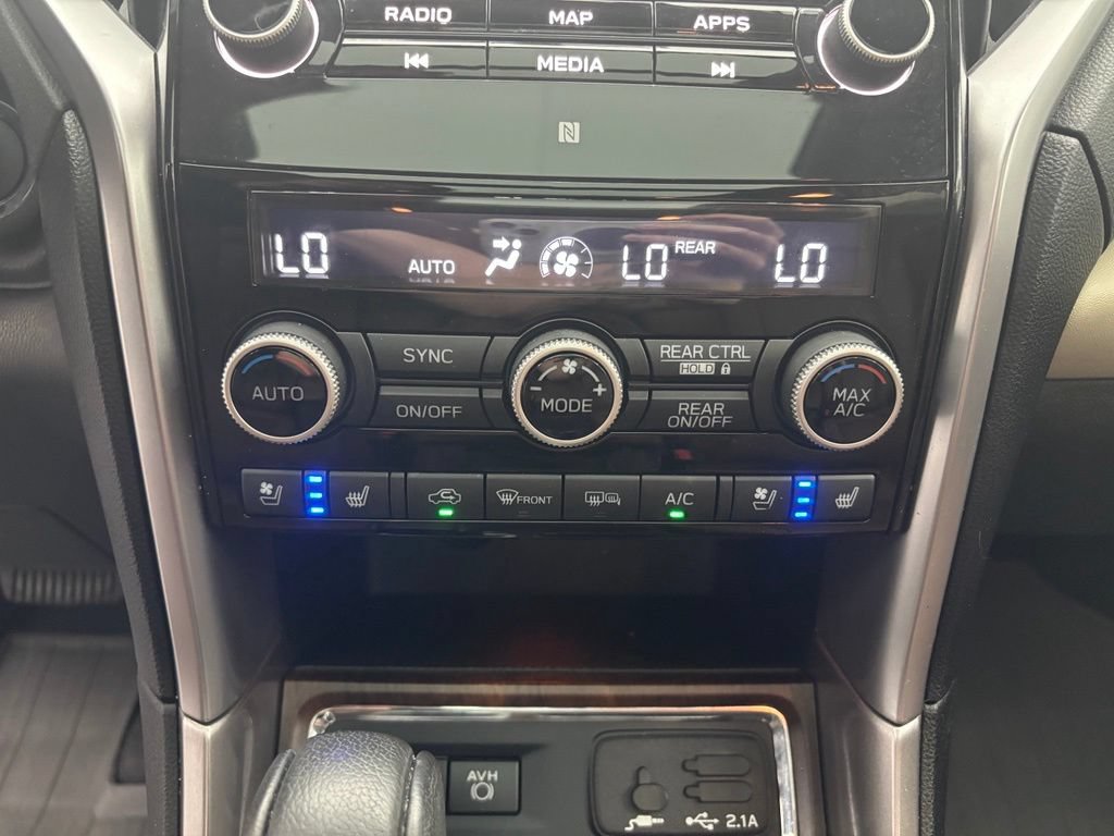 Used 2022 Subaru Ascent Touring AWD/4WD image 6