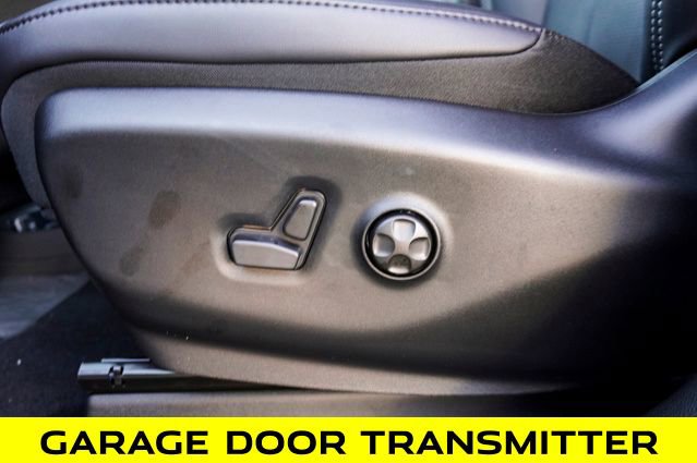 New 2026 Chrysler Pacifica Select image 17