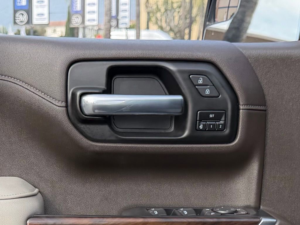 Used 2021 GMC Sierra 1500 SLT image 14