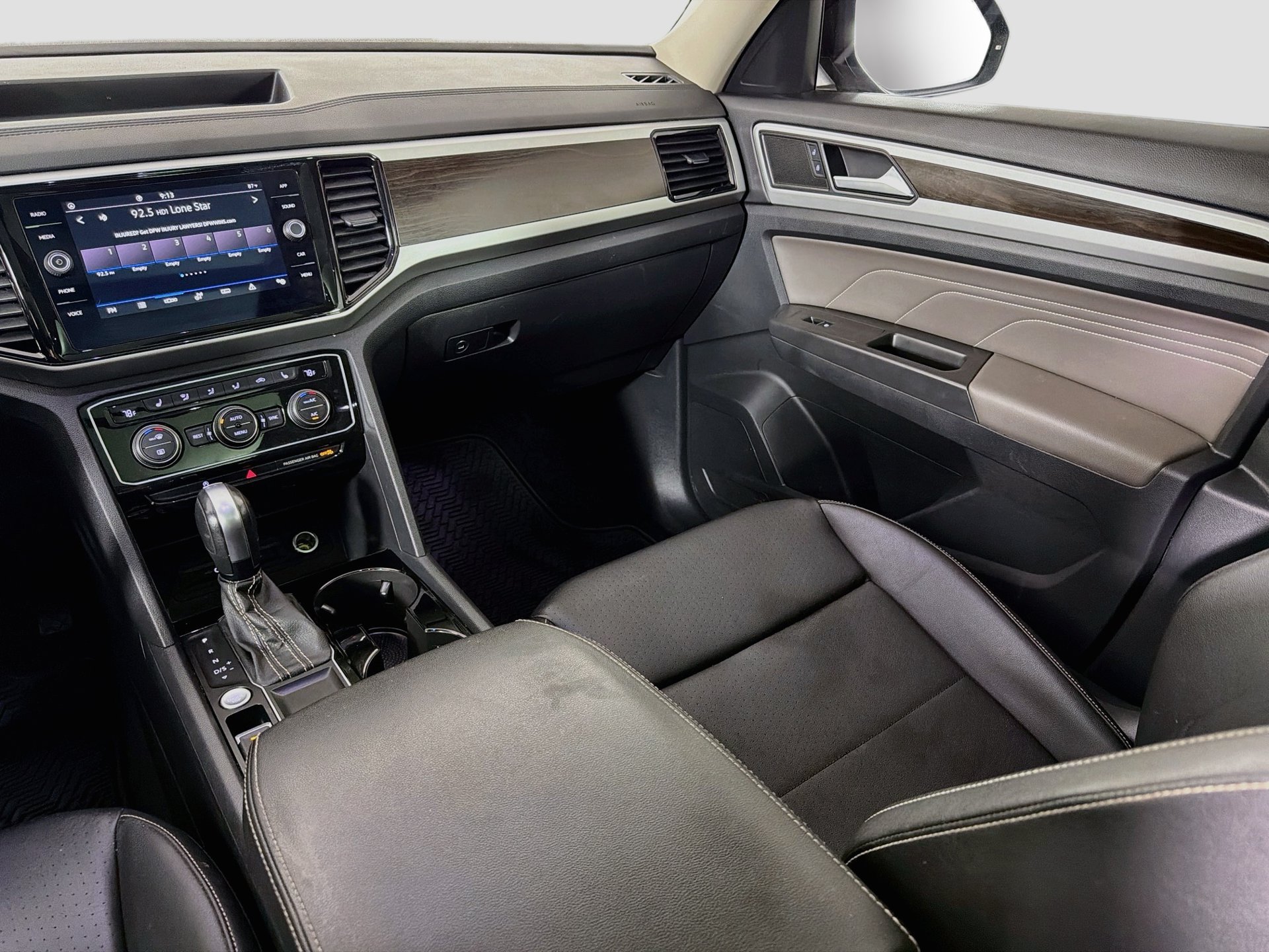 Certified 2023 Volkswagen Atlas SE w/ Panoramic Sunroof Package FWD image 23