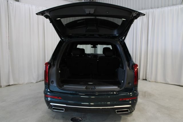 Used 2025 Cadillac XT6 Luxury AWD/4WD image 34