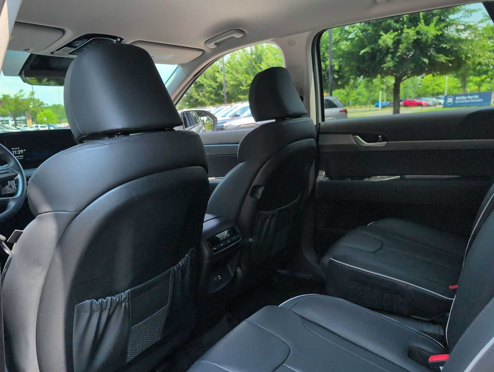 Used 2025 Hyundai Palisade SEL AWD/4WD image 18