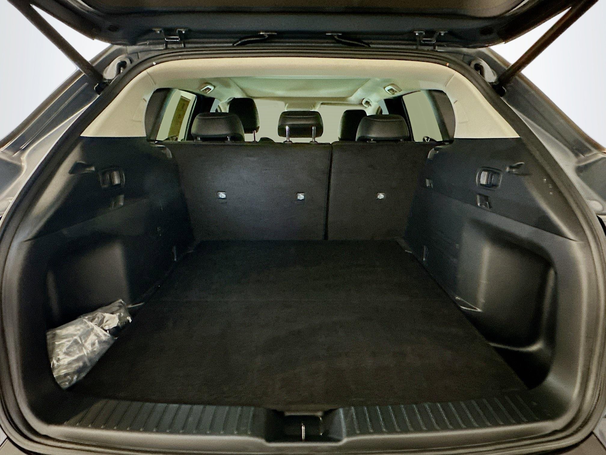 Used 2025 MAZDA CX-50 AWD 2.5 S w/ Premium Package image 31