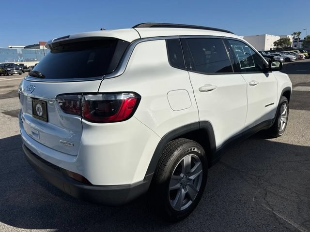 Used 2022 Jeep Compass Latitude w/ Convenience Group AWD/4WD image 5