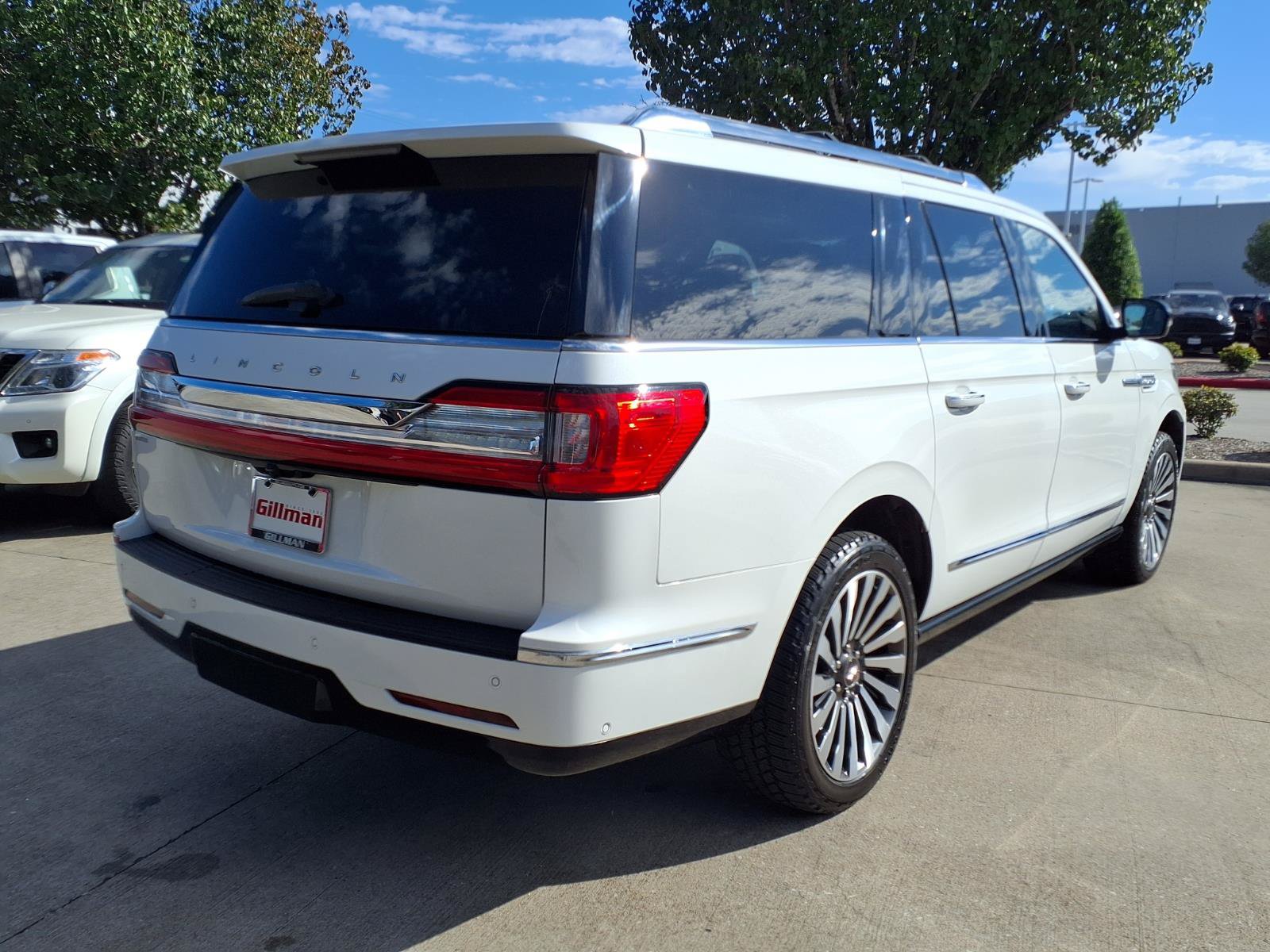Used 2021 Lincoln Navigator L Reserve w/ Luxury Package AWD/4WD image 7