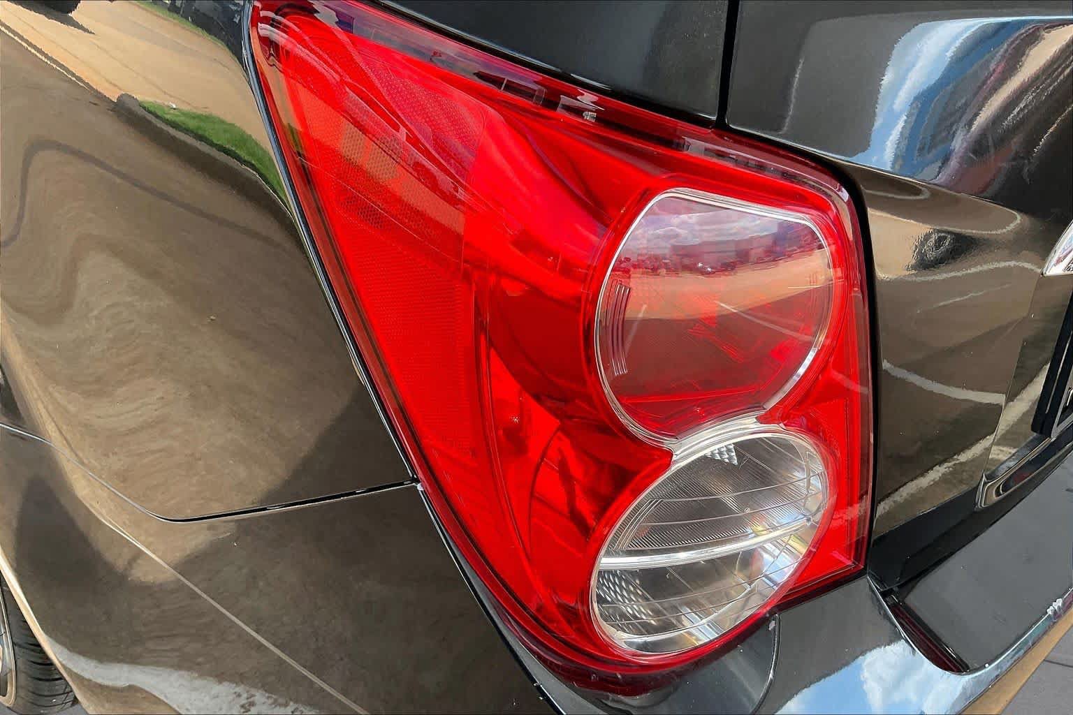 Used 2013 Chevrolet Sonic LT FWD image 27