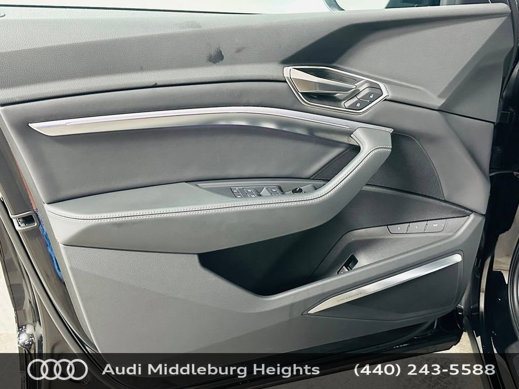 Certified 2024 Audi Q8 e-tron Prestige w/ Prestige Package AWD/4WD image 32