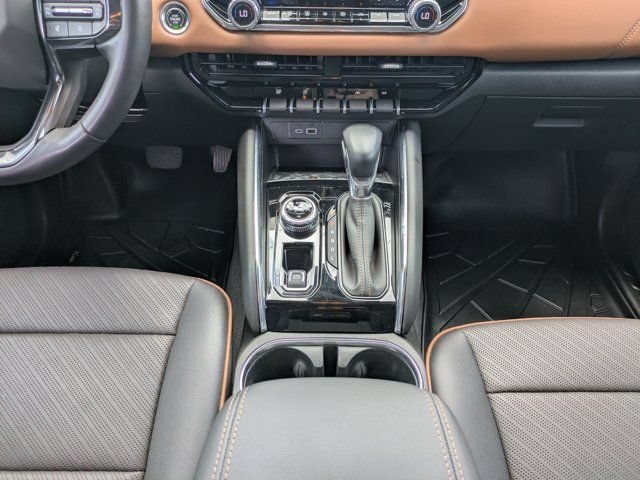 Used 2025 GMC Canyon AT4 w/ Nightfall Edition AWD/4WD image 19