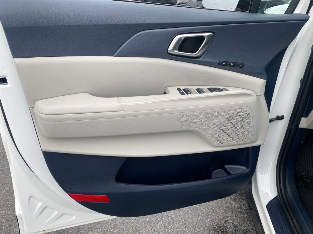 New 2026 Kia Carnival EX image 12