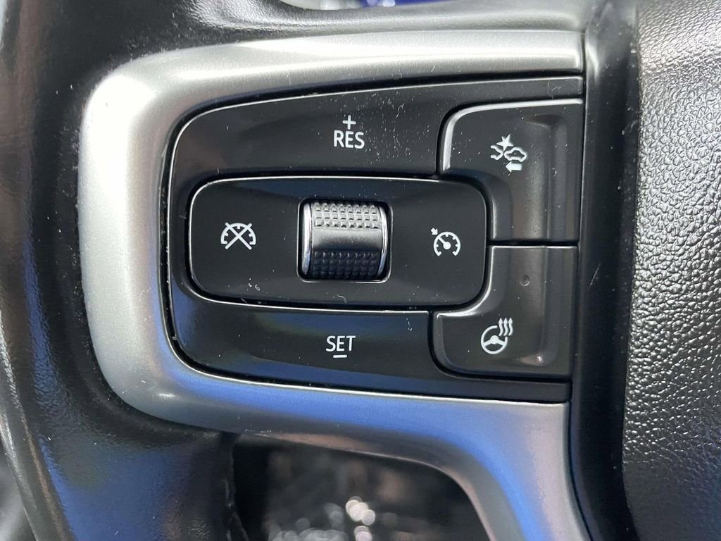 Used 2023 Chevrolet Suburban Premier image 30