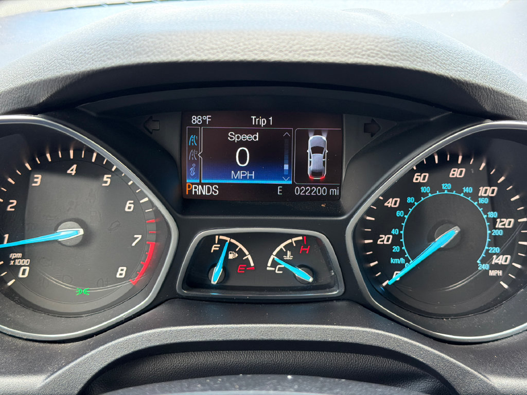 Used 2016 Ford Escape Titanium AWD/4WD image 23