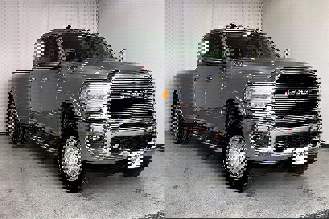 Used 2022 RAM 3500 Laramie image 34