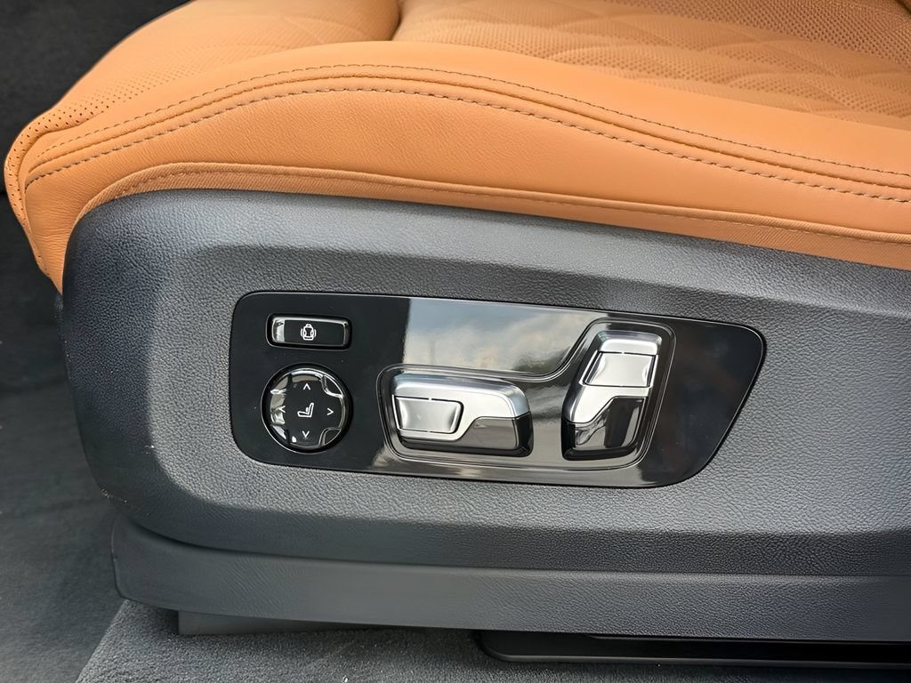 New 2026 BMW X5 sDrive40i w/ M Sport Package RWD image 11