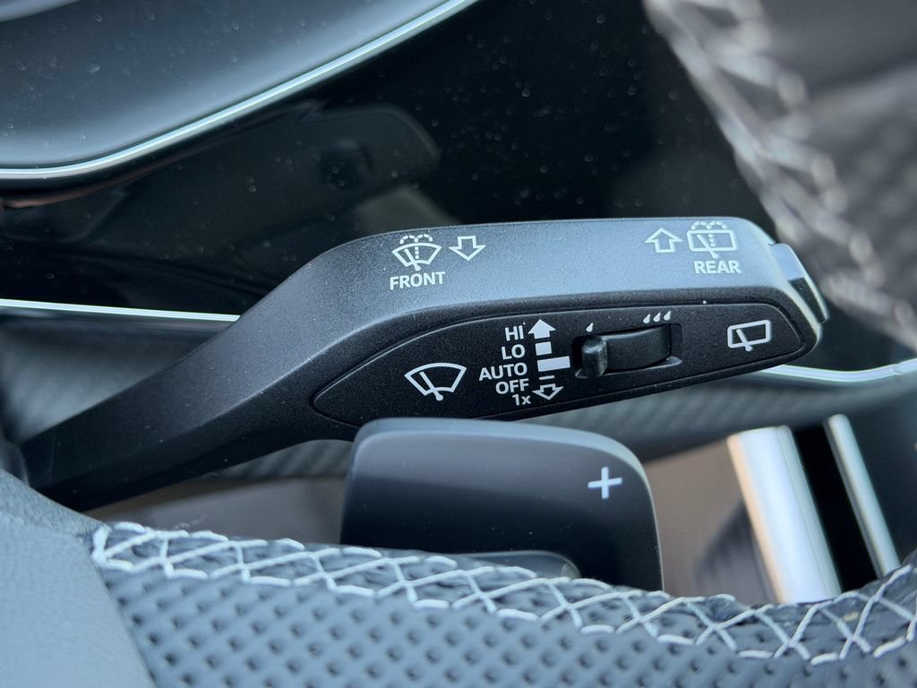 New 2026 Audi SQ8 Prestige AWD/4WD image 30