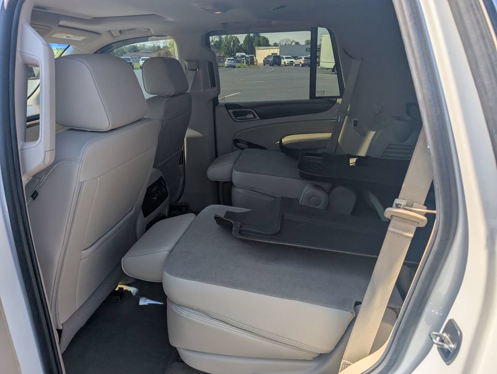 Used 2017 GMC Yukon Denali AWD/4WD image 11