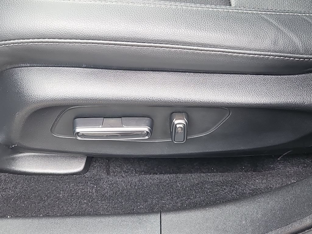 Used 2024 Honda HR-V EX-L image 19