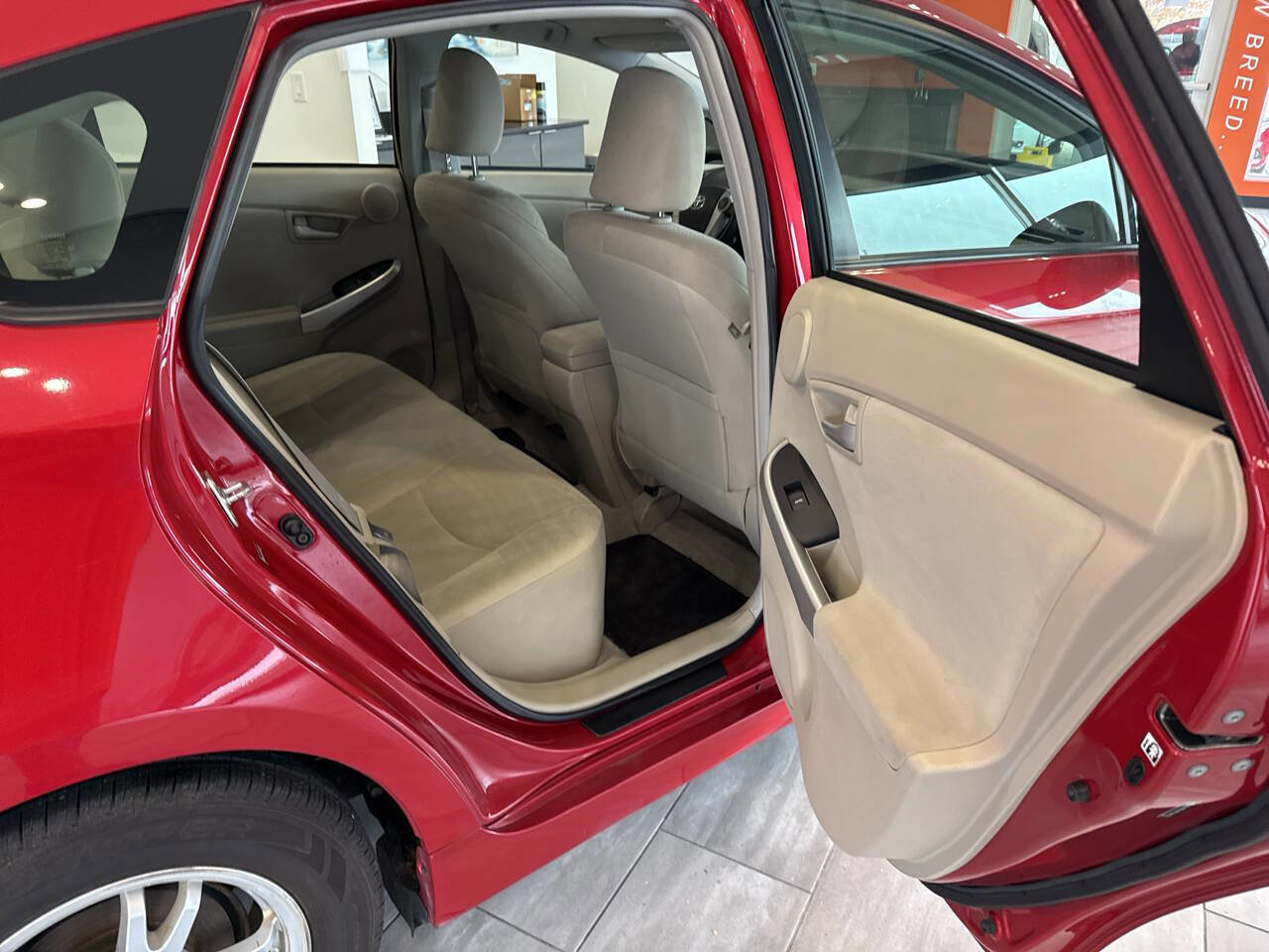 Used 2011 Toyota Prius Three image 32