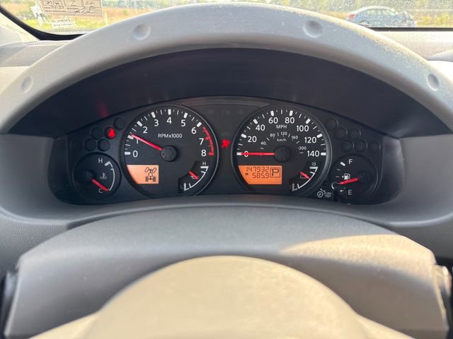 Used 2013 Nissan Frontier SV w/ SV Value Truck Pkg AWD/4WD image 25