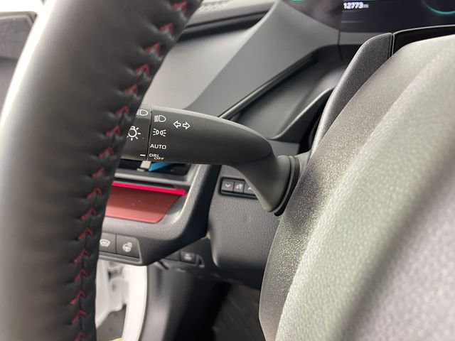 Used 2024 Toyota Prius Prime XSE Premium image 13