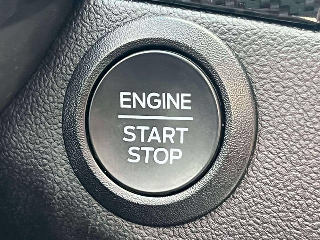 Used 2025 Ford Escape ST-Line FWD image 38