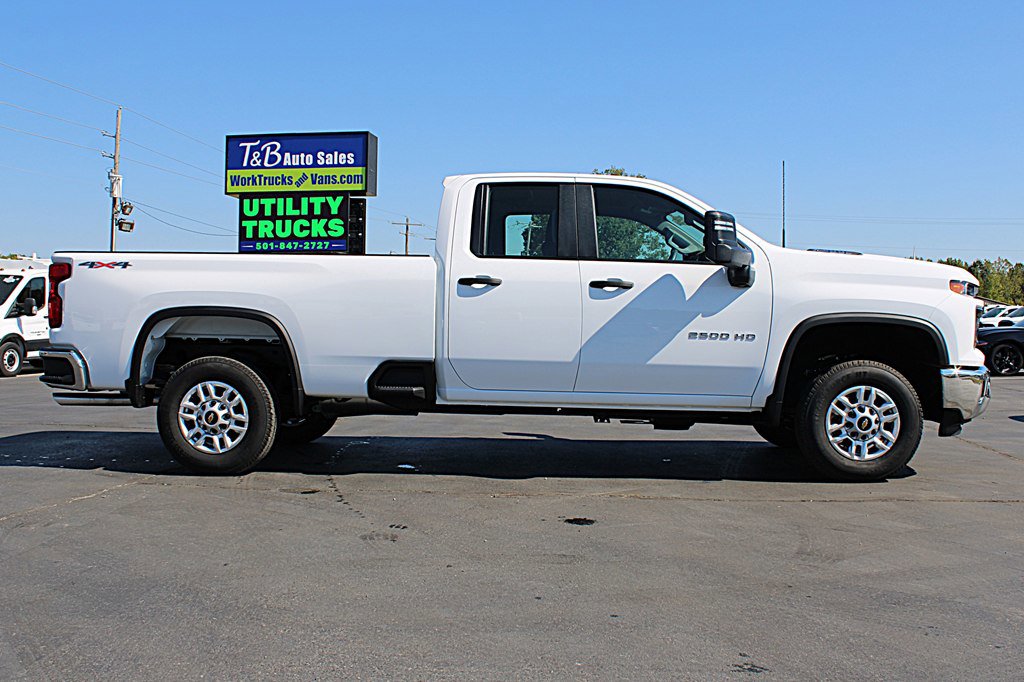Used 2025 Chevrolet Silverado 2500 W/T w/ WT/CX Safety Package image 8