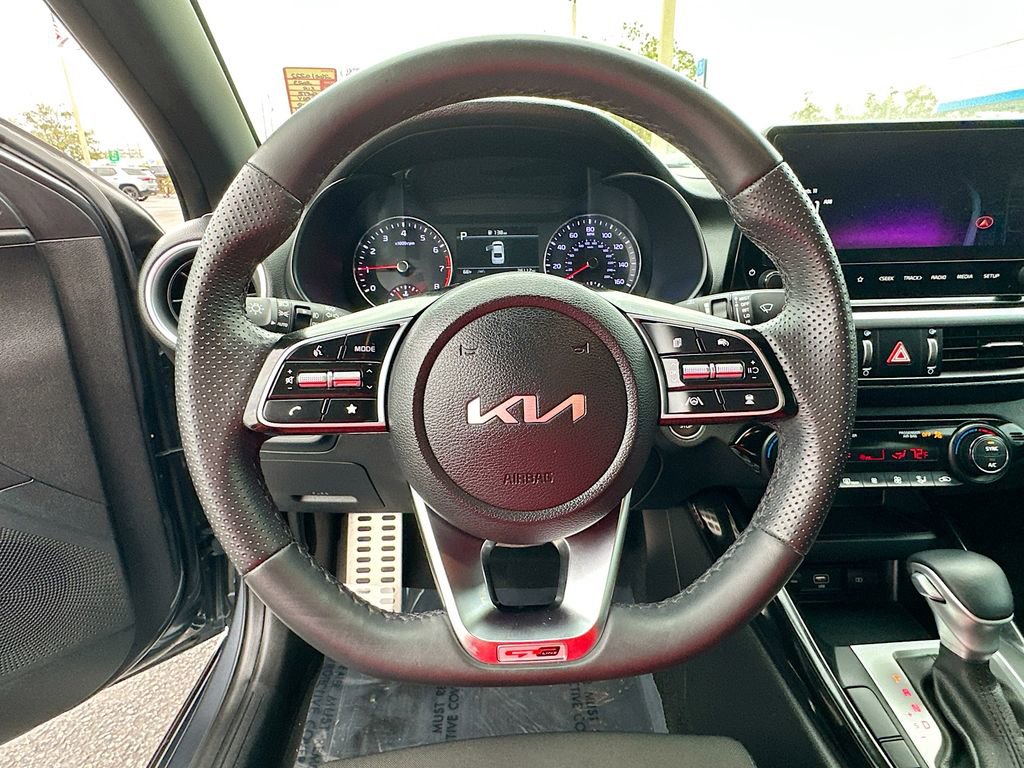 Used 2023 Kia Forte GT-Line w/ GT-Line Technology Package image 12
