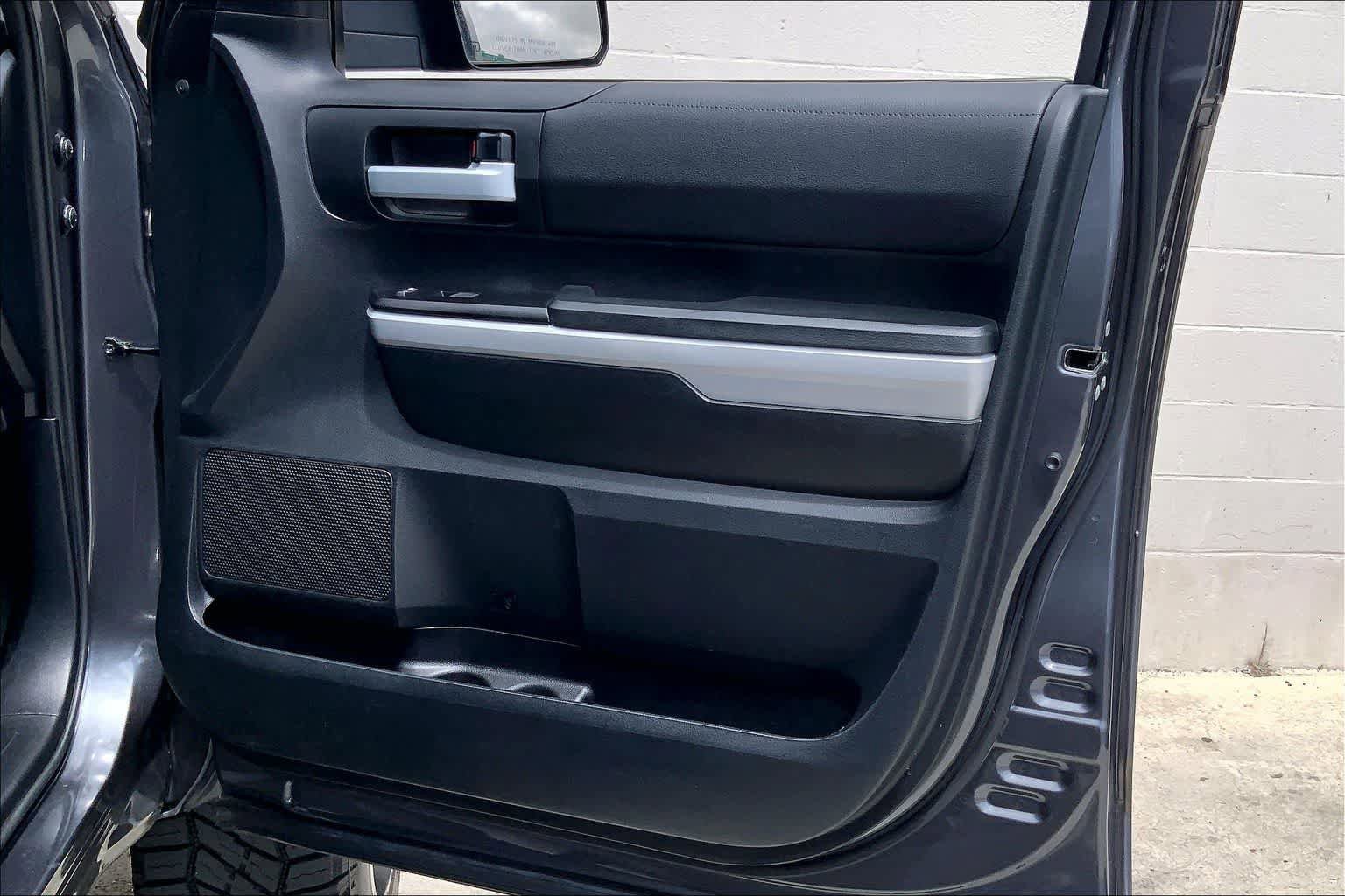 Used 2019 Toyota Tundra SR5 AWD/4WD image 29