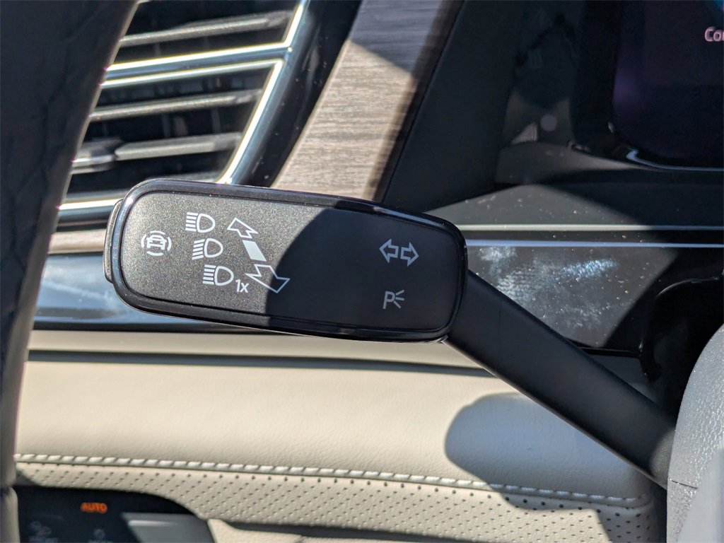 New 2026 Volkswagen Atlas SEL Premium R-Line image 33