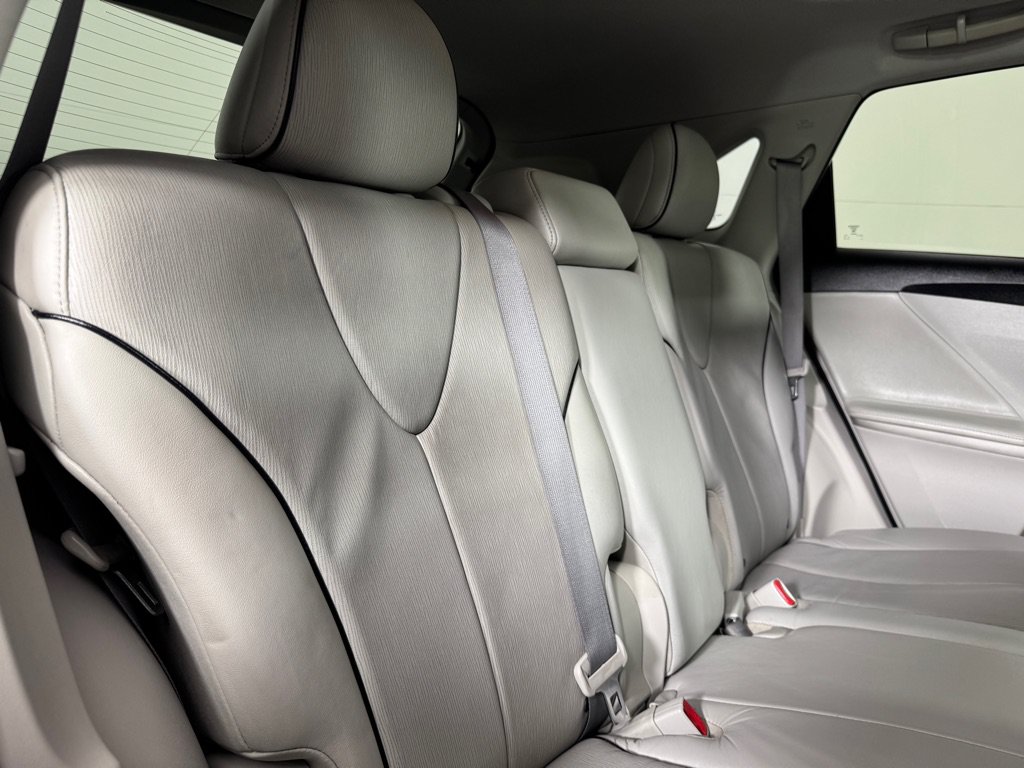 Used 2010 Toyota Venza AWD image 27